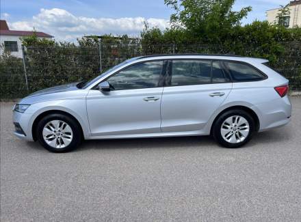 Škoda - Octavia