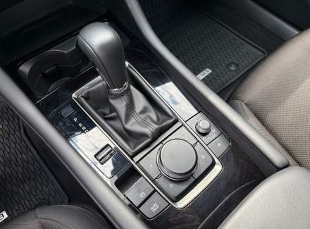 Mazda - 3