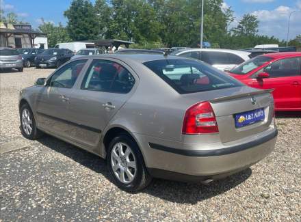 Škoda - Octavia