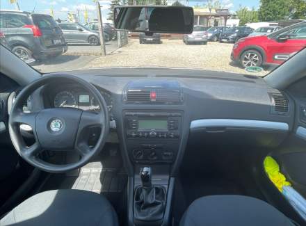 Škoda - Octavia