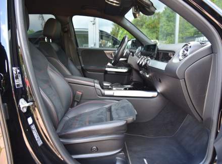 Mercedes-Benz - GLB