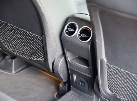 Mercedes-Benz - GLB