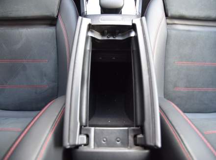 Mercedes-Benz - GLB