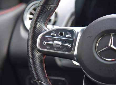 Mercedes-Benz - GLB