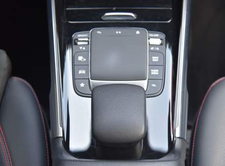 Mercedes-Benz - GLB