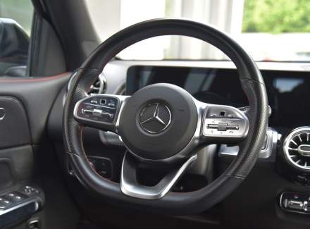 Mercedes-Benz - GLB