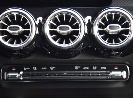 Mercedes-Benz - GLB