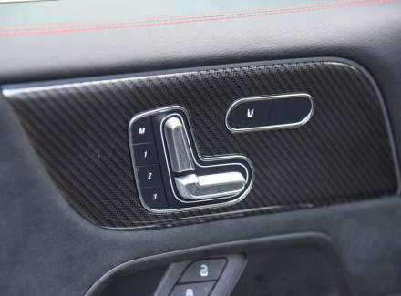 Mercedes-Benz - GLB