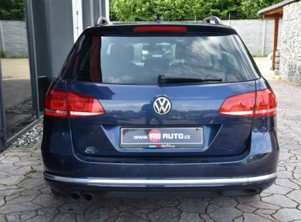 Volkswagen - Passat