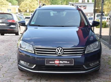 Volkswagen - Passat