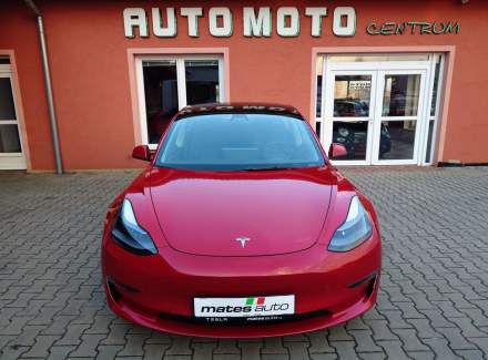 Tesla - Model 3