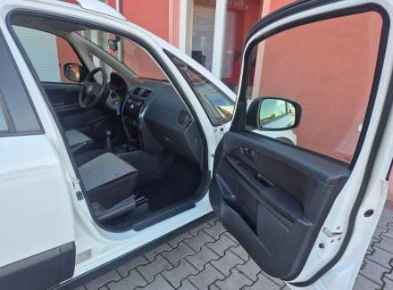 Fiat - Sedici