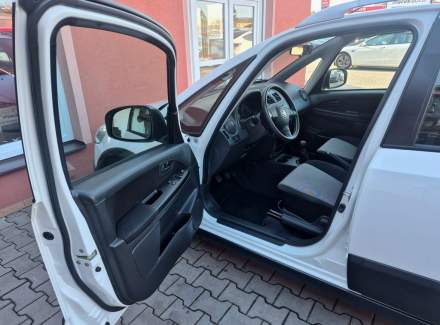 Fiat - Sedici