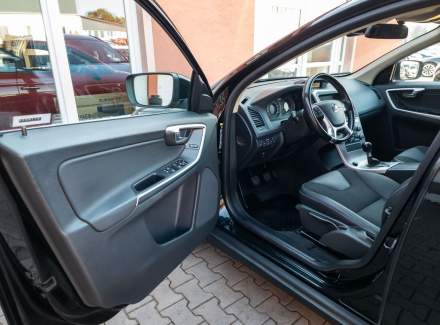 Volvo - XC60
