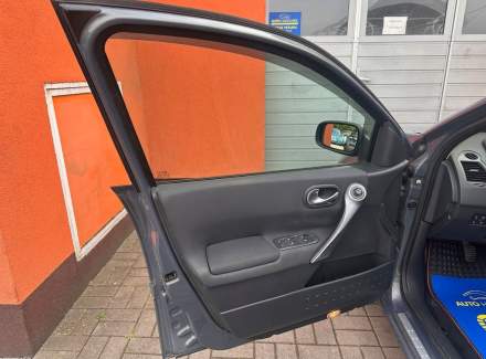 Renault - Megane