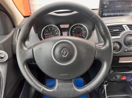 Renault - Megane