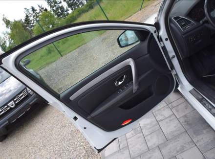 Renault - Laguna