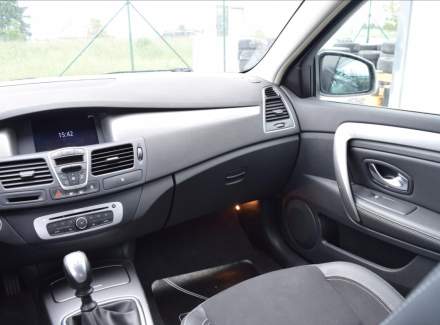 Renault - Laguna