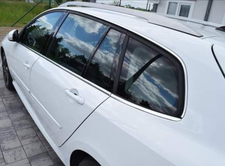 Renault - Laguna