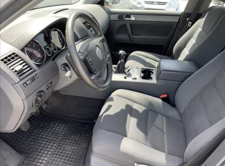 Volkswagen - Touareg