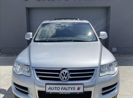 Volkswagen - Touareg