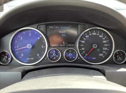 Volkswagen - Touareg