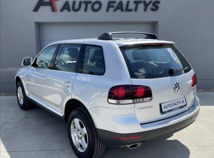 Volkswagen - Touareg