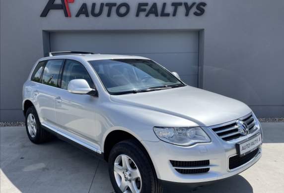 Volkswagen - Touareg