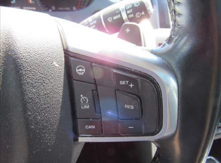 Land Rover - Discovery Sport
