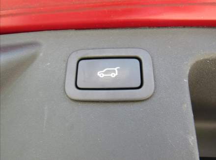 Land Rover - Discovery Sport