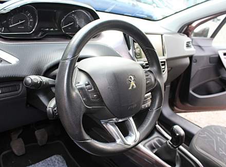 Peugeot - 2008