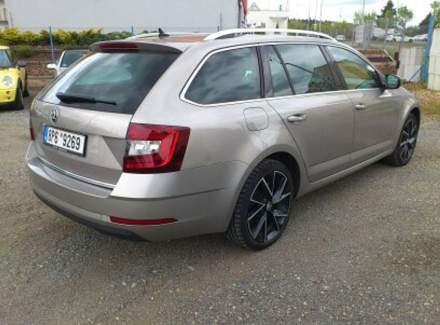 Škoda - Octavia