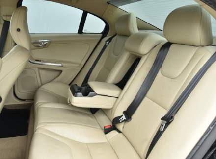 Volvo - S60
