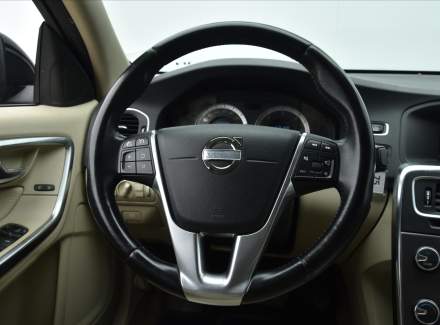 Volvo - S60