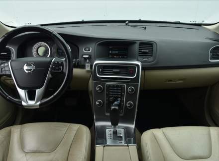 Volvo - S60