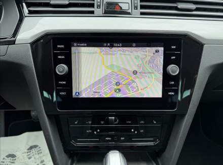 Volkswagen - Passat