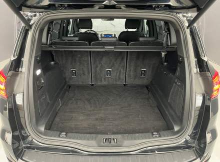 Ford - S-MAX