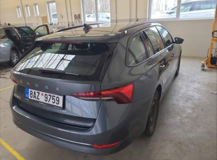 Škoda - Octavia