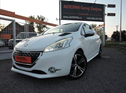 Peugeot - 208