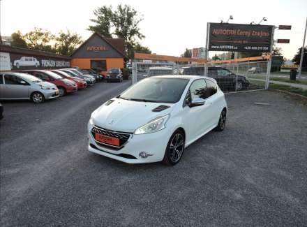 Peugeot - 208