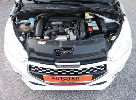 Peugeot - 208