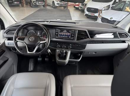 Volkswagen - Caravelle