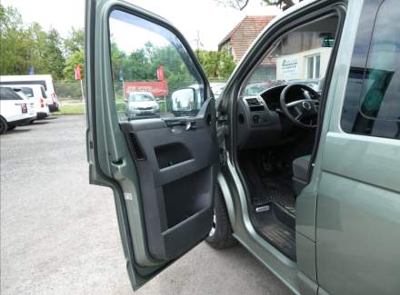 Volkswagen - Caravelle