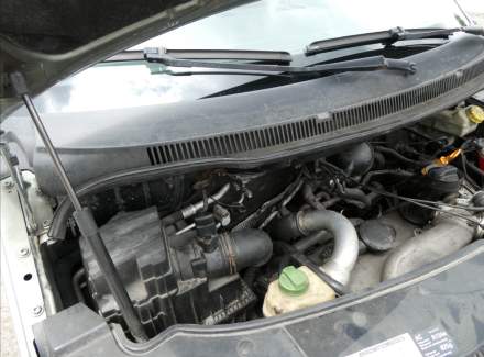 Volkswagen - Caravelle