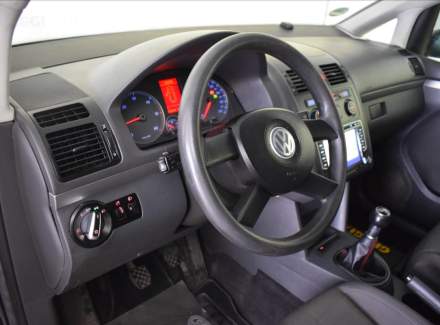 Volkswagen - Touran