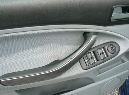 Ford - C-MAX