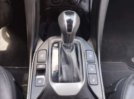 Hyundai - Santa FE