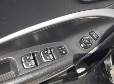 Hyundai - Santa FE