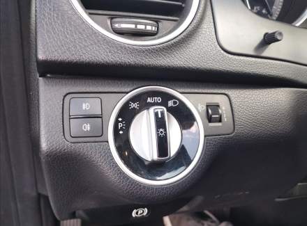 Mercedes-Benz - C-class