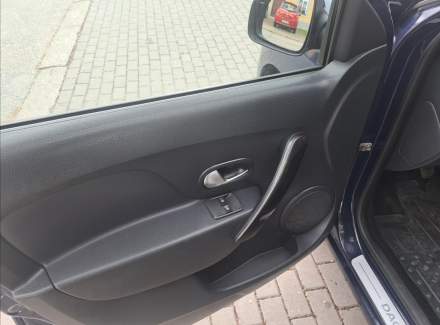 Dacia - Sandero